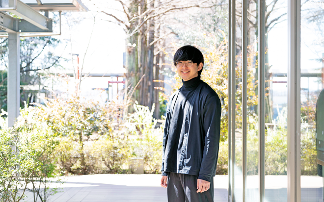 社会で活躍するOB・OGインタヴュー⑤：桐山成彬さん（グラフィックデザイン事務所デザイナー＋フリーランスデザイナー）